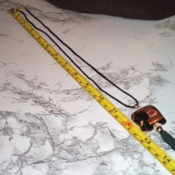 Vintage Chinese Enamel Cloisonne Puff Elephant Pendant with Tassel Neckl… - Picture 3 of 9